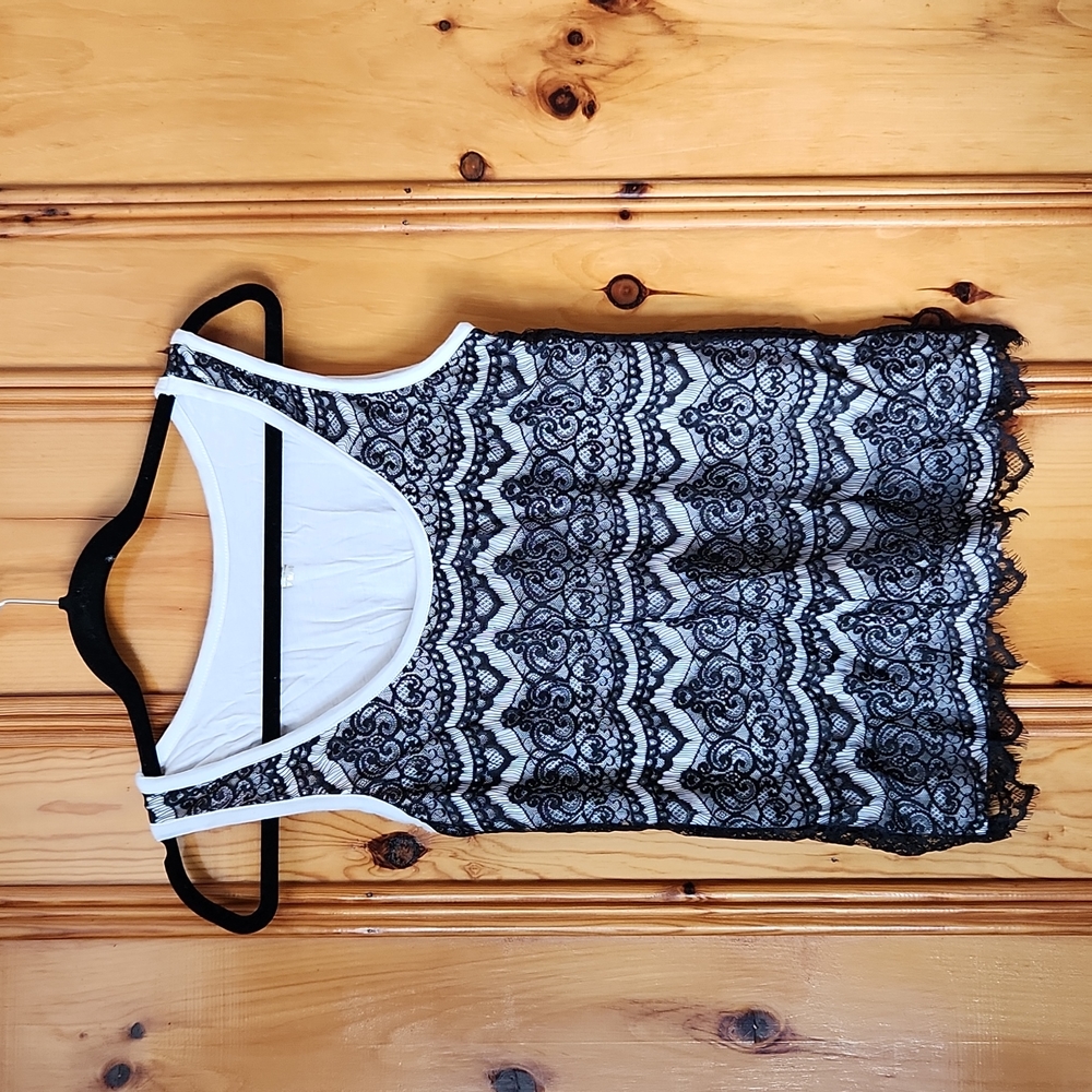 Mossimo lace layered tank